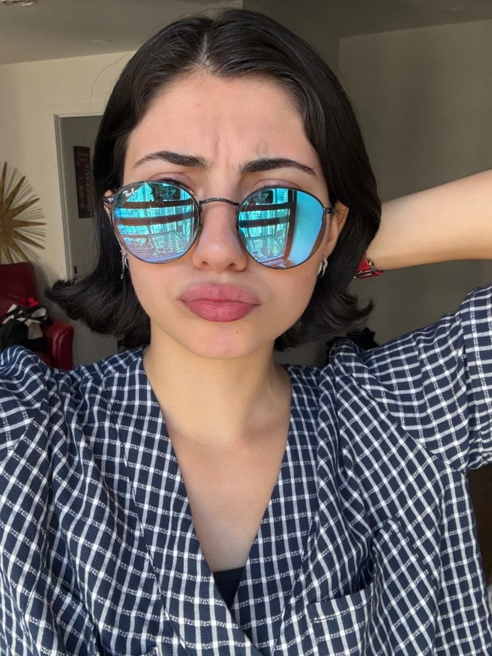 Blue reflective aviator ray ban sunglasses!